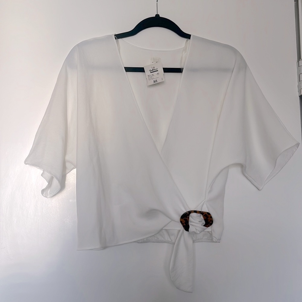 Westmoon Tortoise Buckle Tie Blouse